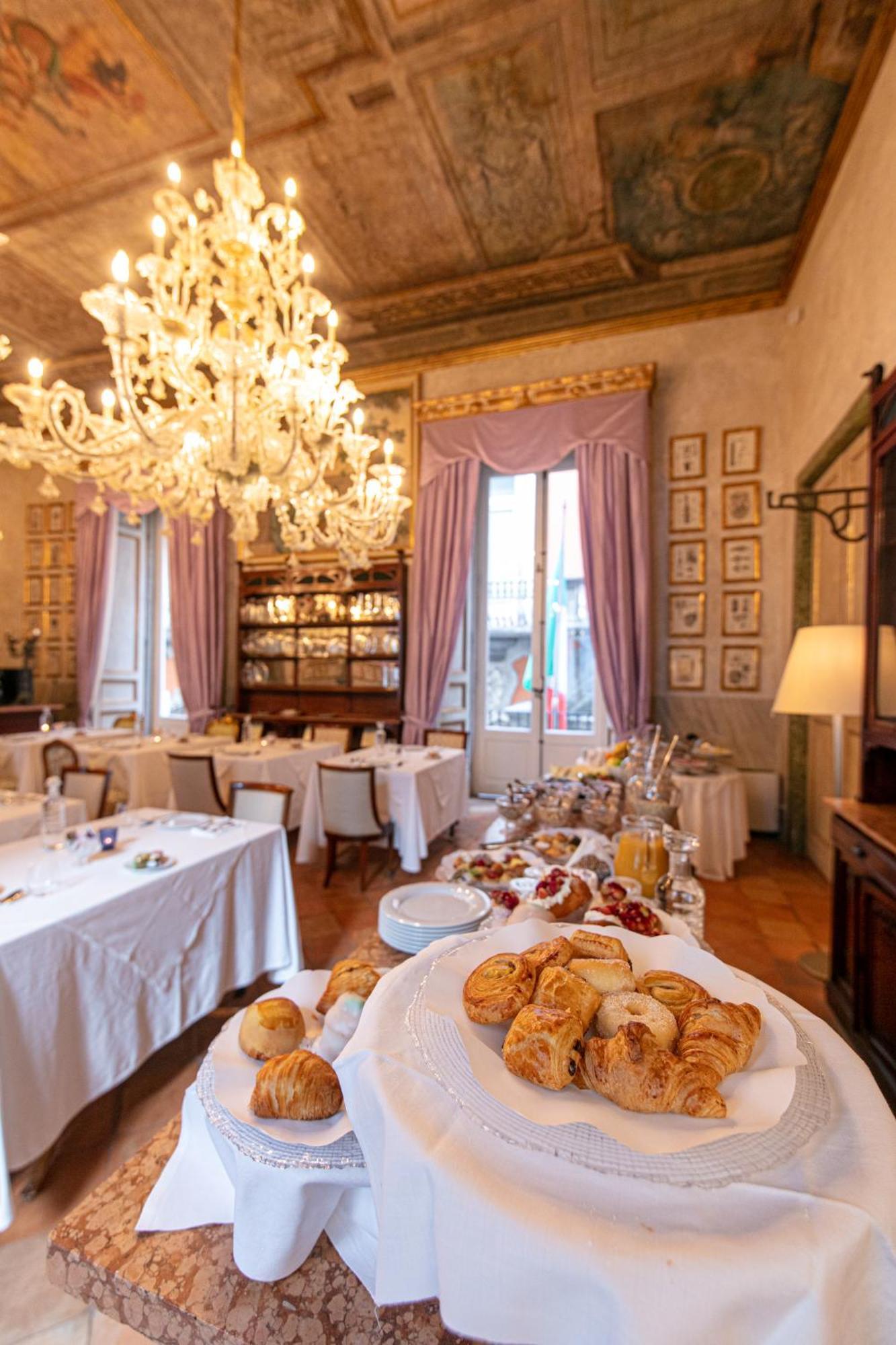 Hotel Palazzo Doria Napoli Exteriér fotografie