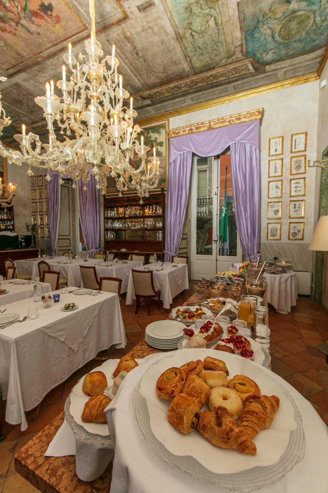 Hotel Palazzo Doria Napoli Exteriér fotografie